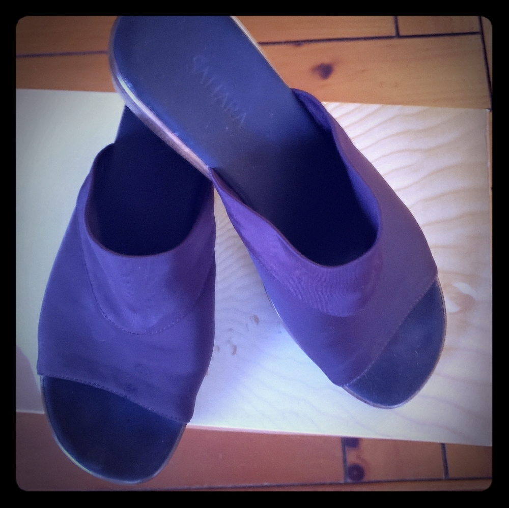 Womens sandals